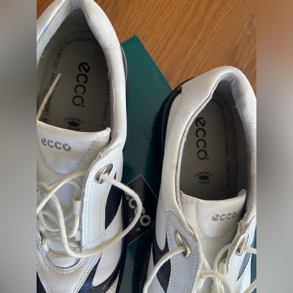 Womens ECCO golf shoe - Picture 3 of 6